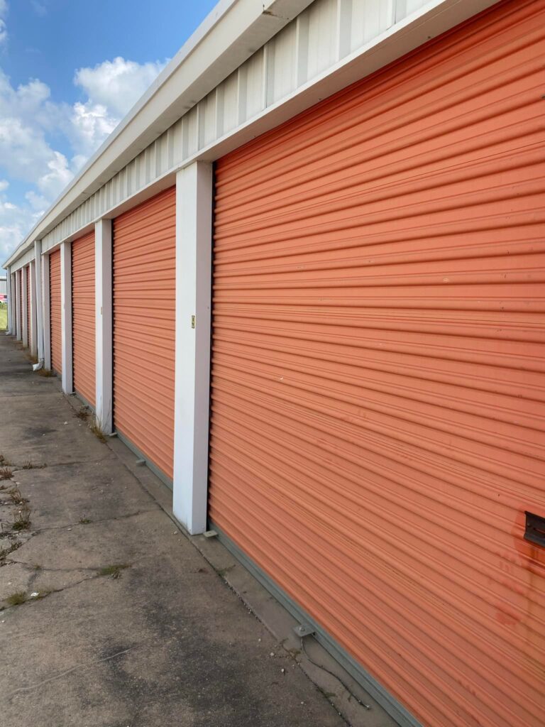 Reliable and secure self-storage solutions in Illinois withSPI Storage. Choose from five convenient locations in Cullom, Bonfield, Braidwood, Saunemin, and Dwight. Declutter your space and enjoy peace of mind with our local expertise."